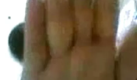 जबकि सेक्सी फिल्म सेक्सी फिल्म सेक्सी फिल्म सेक्सी पत्नी एक वेश्या नामक वृद्ध को भुगतान करने के लिए झोपड़ी में गई