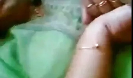 एक हॉट स्टार बॉलीवुड सेक्सी पिक्चर के लिए हार्ड पोर्न कास्टिंग