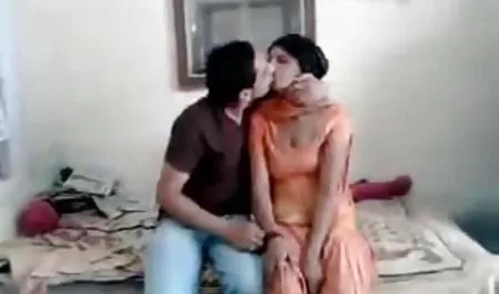 एक सेक्स फिल्म पंजाबी busty श्यामला के साथ शॉवर में गीला सेक्स