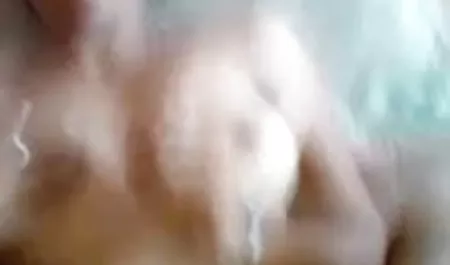 शर्मीली लड़की सेक्सी फिल्म दिखाओ हिंदी में