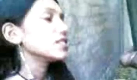 सीढ़ी इंग्लिश सेक्सी पिक्चर सेक्सी में पेशाब करती महिला