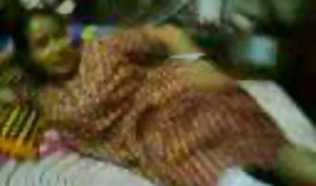 18 सेक्सी फिल्म वीडियो में चाहिए साल की जवान लड़की