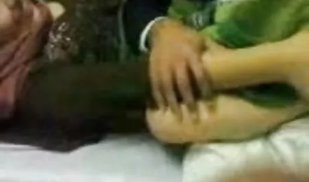 सोलो ठाठ सनी लियोन का सेक्सी ब्लू फिल्म वाली लड़की