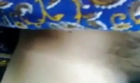 एक पति सेक्सी फिल्म इंग्लिश में वीडियो में के लिए वेश्या की तरह तैयार