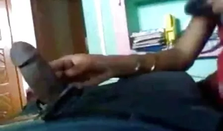 इरा ट्विस्ट सेक्सी फिल्म दिखाएं वीडियो गधा