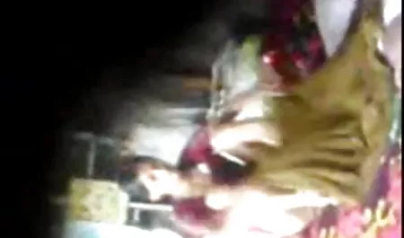 लाल में एक milf के सेक्सी फिल्म हिंदी में दिखाएं लिए गुदा