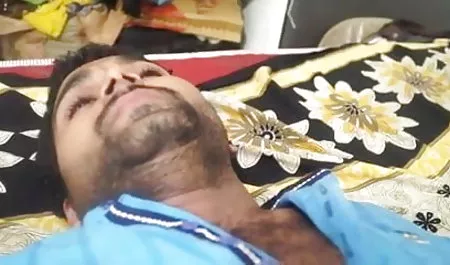 दादा और सेक्सी फिल्म का वीडियो दिखाएं पोती