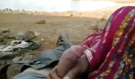 उसकी उम्र 19 सेक्सी फिल्म भेजो हिंदी में साल है