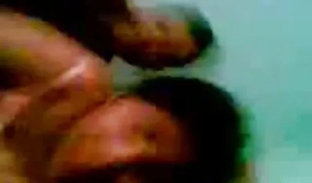 आदमी कुत्ते शैली में एक रूसी परिपक्व हिंदी सेक्सी मूवी वीडियो माँ है