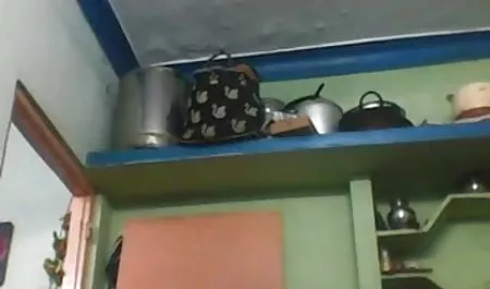 एक सार्वजनिक टॉयलेट में और एक कार में मेरी सेक्सी फिल्म बीएफ गांड मारना