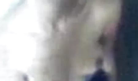 केली मैडिसन ने उसे दूध पिलाते पिक्चर इंग्लिश सेक्सी हुए दिखाया