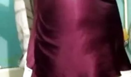 विशाल स्तन वीडियो कोई सेक्सी फिल्म दिखाओ