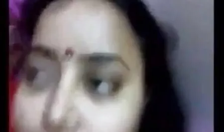 धार बहुत करीब बॉलीवुड की सेक्सी पिक्चर है