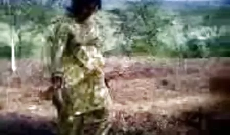 लड़की अपने प्रेमी के घर पर डिक बेकार है सेक्स फिल्म सेक्स सेक्स सेक्स