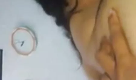 कामवासना के जुनून से ग्रस्त सेक्सी हिंदी मूवी वीडियो