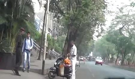 युवा चूसने वाले को एक बार में दो मद्रासी में सेक्सी पिक्चर सदस्य मिले
