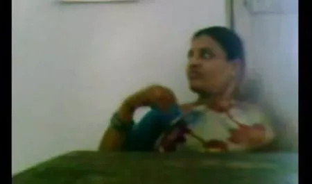 घर वीडियो सेक्सी फिल्म हिंदी में दिखाओ
