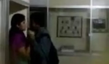 लड़की संगीत की ओर सेक्सी पिक्चर फुल मूवी बढ़ती है