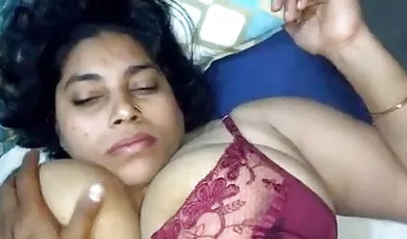 18 साल के साथ सेक्सी पिक्चर फिल्म सेक्सी फिल्म पहला गुदा