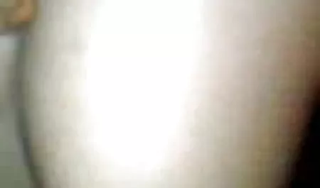रसोई में हिंदी फिल्म सेक्सी हिंदी फिल्म ओलेसा वाइब्रेटर से खेलता है