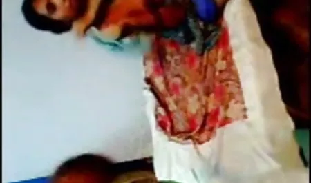 बाइकर ने अमेरिकन सेक्सी ब्लू फिल्म एक श्यामला गड़बड़ कर दी