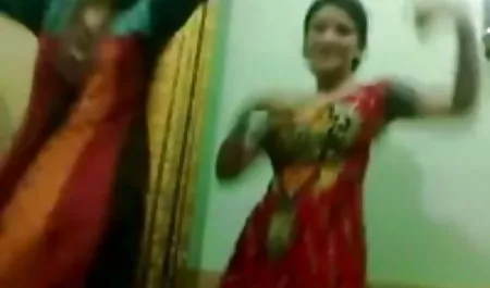 वुडमैन ने लड़की को दोस्त दिए सेक्सी पिक्चर बॉलीवुड