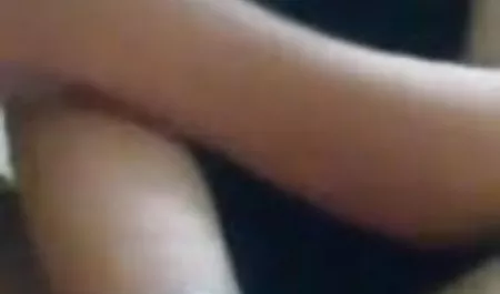 एक बड़ा मुर्गा हीरोइन सेक्सी मूवी के साथ एक राक्षस सेक्स का शिकार