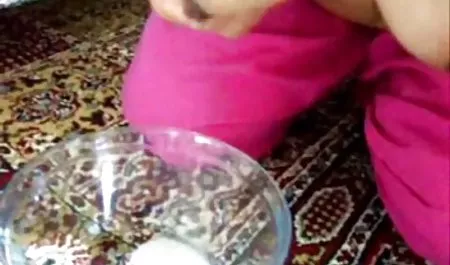 पूल द्वारा एक बस्टी मुलतो सेक्सी मूवी पिक्चर हिंदी के साथ सेक्स