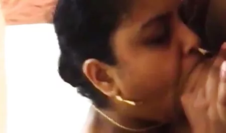 गर्म हस्तमैथुन यौन सेक्सी कॉमेडी मूवी सौंदर्य