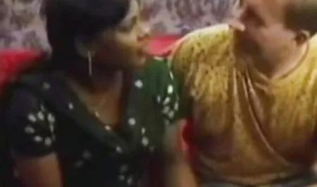 काले समलैंगिक सेक्सी सेक्सी मूवी एक कुर्सी पर गड़बड़
