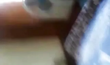 एक जवान लड़की प्रियंका चोपड़ा की सेक्सी फिल्म के साथ घर का सेक्स
