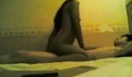 सेक्सी लड़की पेशाब के साथ खेलती सेक्सी फिल्म सेक्सी वीडियो है