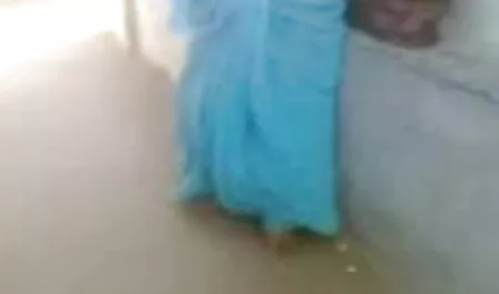 भविष्य बॉबी देओल सेक्सी का मॉडल