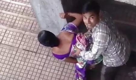 नशे में सेक्सी पिक्चर हिंदी में महिलाओं के साथ एक पार्टी में सेक्स