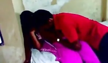 सेक्स में बेस्पेक्टेड शो क्लास सेक्सी फिल्म करने वाला