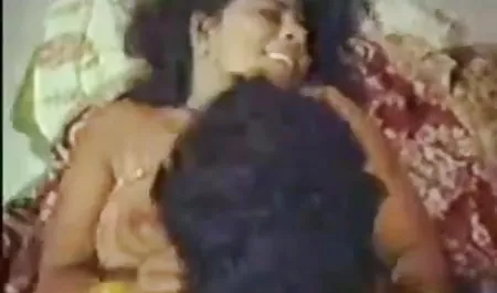 एक वीडियो सेक्सी फिल्म हिंदी युवा वेश्या के साथ समूह वीडियो