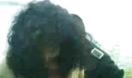लड़का दो लालची गर्लफ्रेंड के मुंह में पेशाब करता फुल सेक्सी इंग्लिश फिल्म है