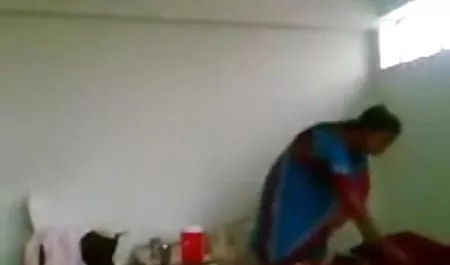 एक गंजे आदमी, सहकर्मी सेक्सी वीडियो पिक्चर और blowjob के साथ सेक्स