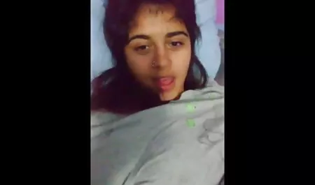 एक स्थायी सदस्य के साथ एक सेक्स साक्षात्कार कोई सेक्सी फिल्म दिखाइए पास किया