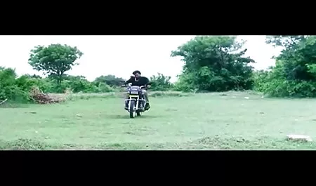बॉस के हिंदी सेक्सी मूवी दिखाओ साथ