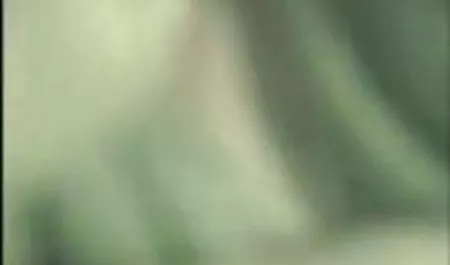 एक मोटा सेक्सी फिल्म वीडियो में हिंदी में blowjob के साथ क्रूर सेक्स