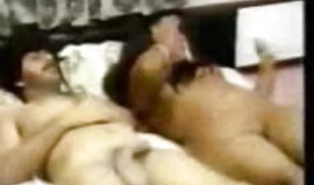 बहन सेक्सी मूवी कॉम के कमरे में छिपा कैम